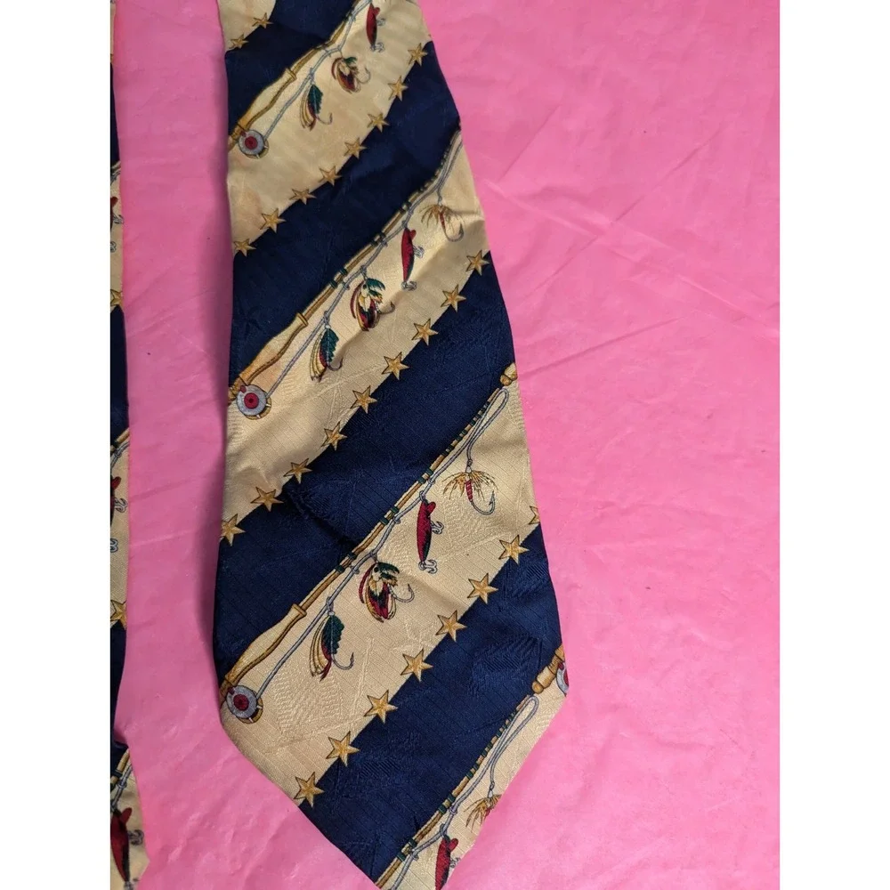 Vintage‎ Tommy Hilfiger 100% Italian SILK multicolor mens necktie USA fishing